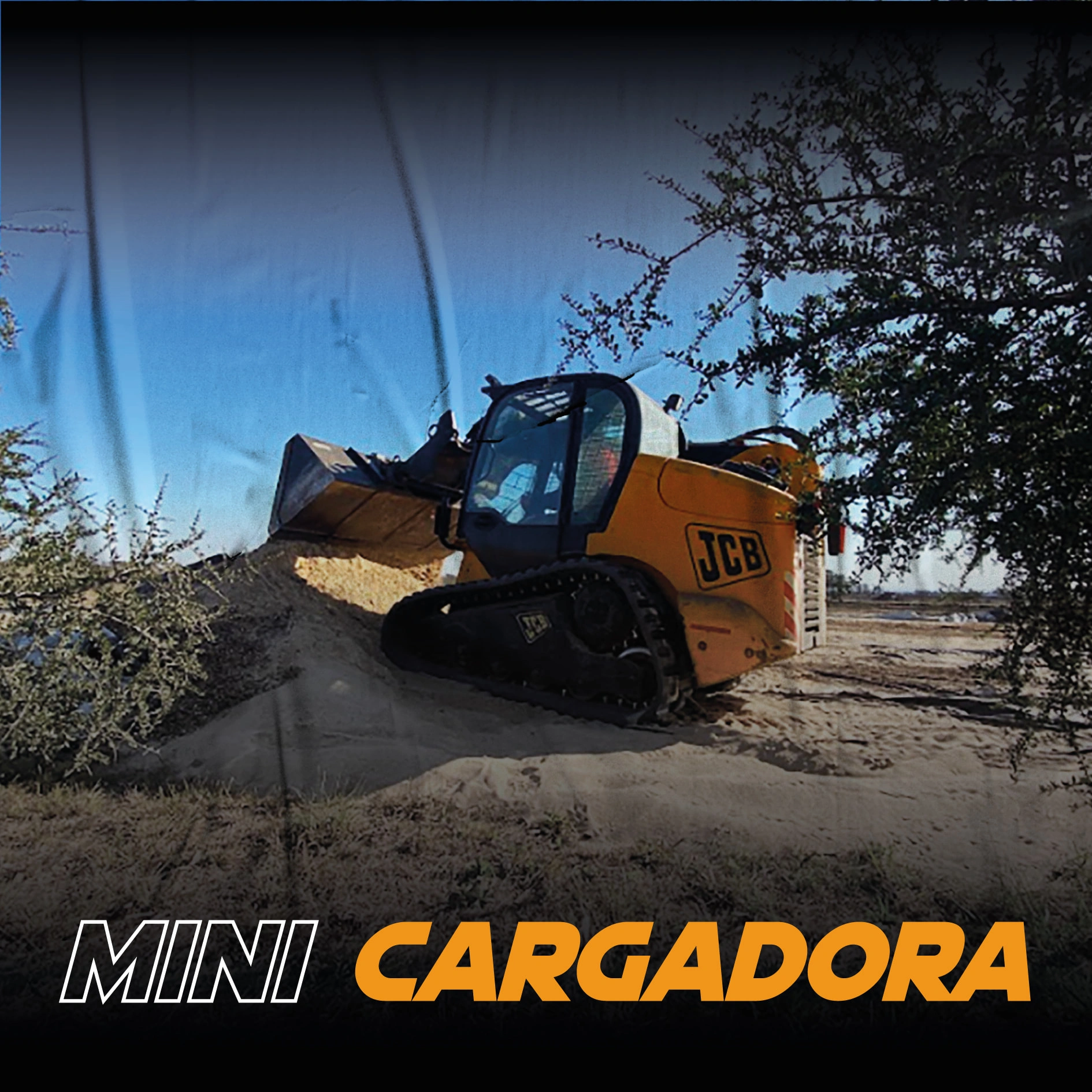 Mini cargadora trabajando en terreno estrecho